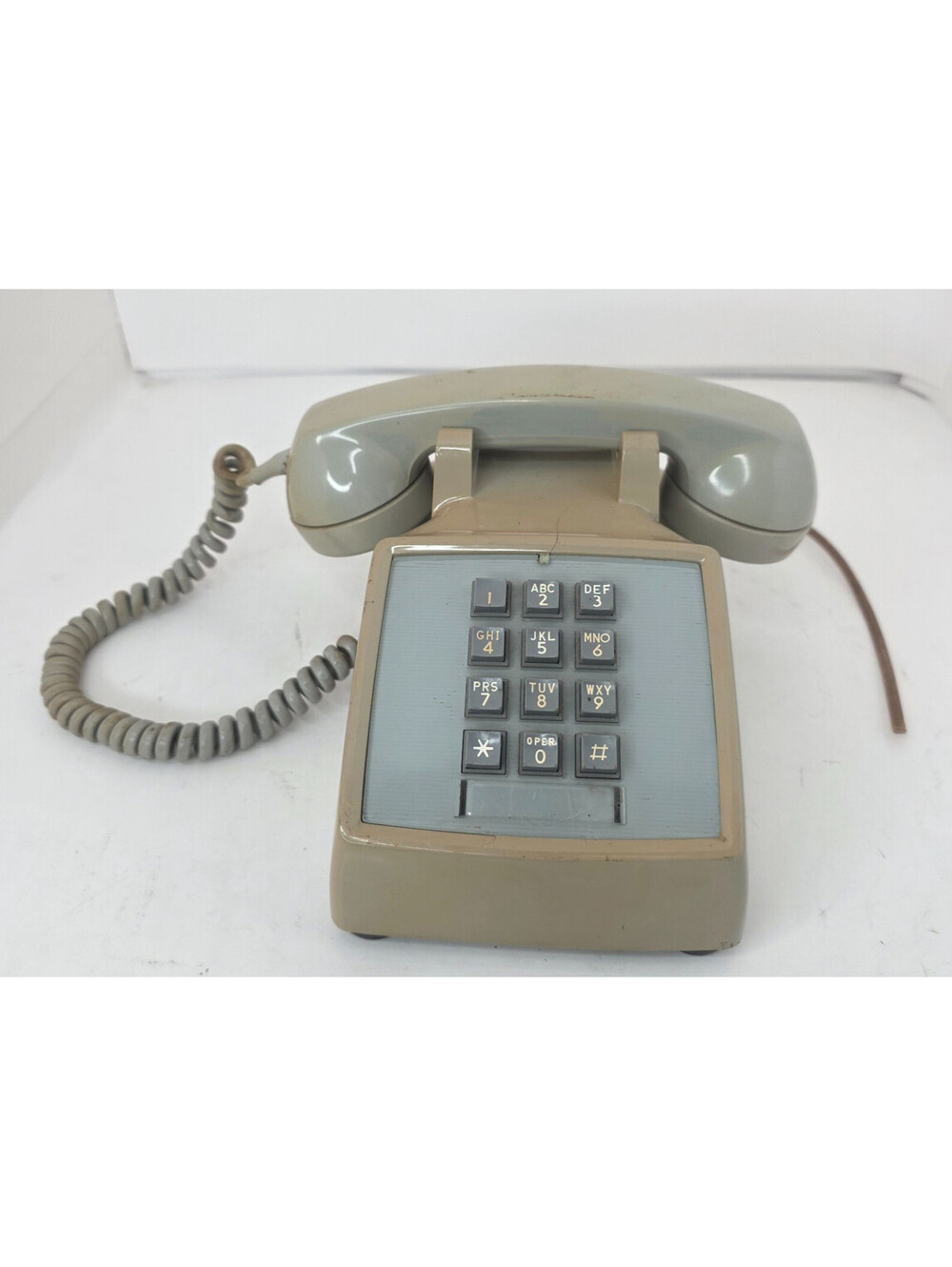 Vintage Western Electric Bell System Tan 2500 Push Button Desk Phone